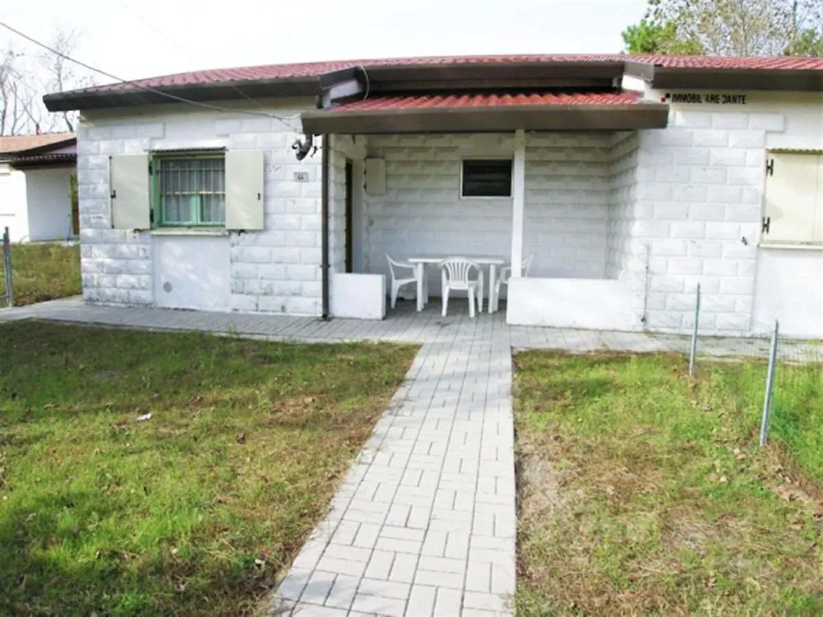 Belvilla By Oyo Modest Holiday Home Near Sea Rosolina Mare